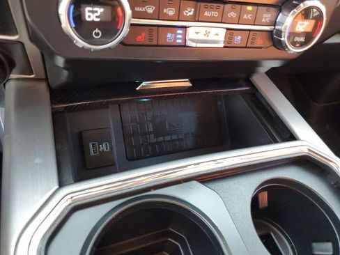 Used 2022 Ford F250 Platinum AWD/4WD image 24