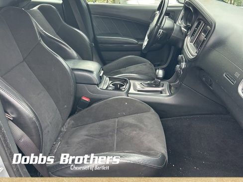Used 2022 Dodge Charger R/T w/ Plus Group image 10