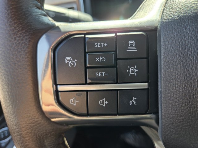 Certified 2025 Ford F250 King Ranch w/ FX4 Off-Road Package AWD/4WD image 31