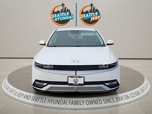 Used 2024 Hyundai Ioniq 5 SEL RWD image 8