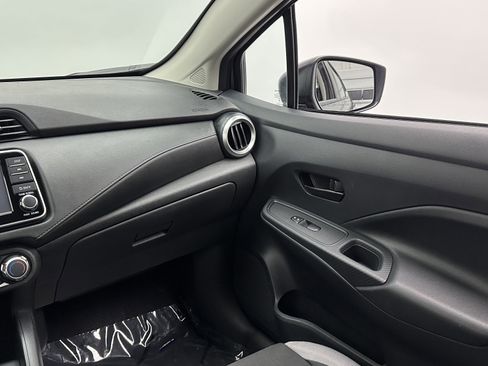 Used 2025 Nissan Versa S image 25