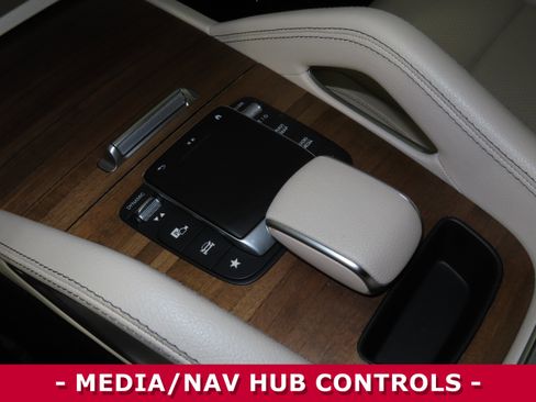 Used 2022 Mercedes-Benz GLE 350 image 24