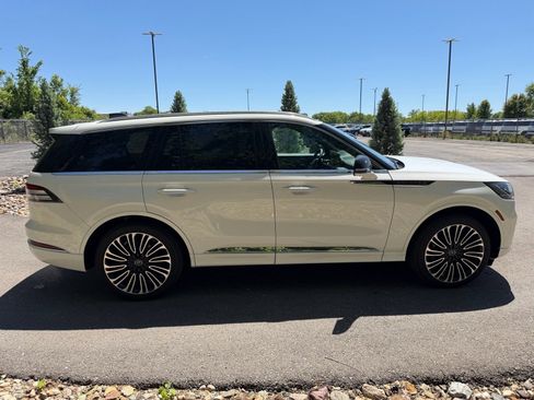 New 2026 Lincoln Aviator Black Label AWD/4WD image 6
