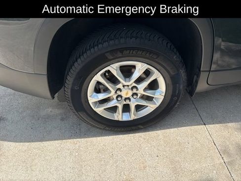 Certified 2021 Chevrolet Traverse LT AWD/4WD image 10