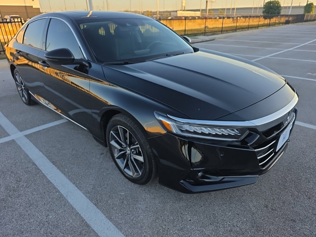 Certified 2022 Honda Accord EX-L image 2
