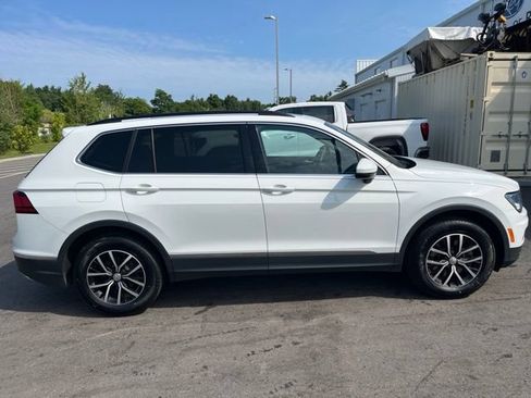 Used 2021 Volkswagen Tiguan SE w/ Panoramic Sunroof Package AWD/4WD image 6