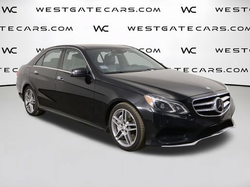 Used 2014 Mercedes-Benz E 550 4MATIC Sedan image 39