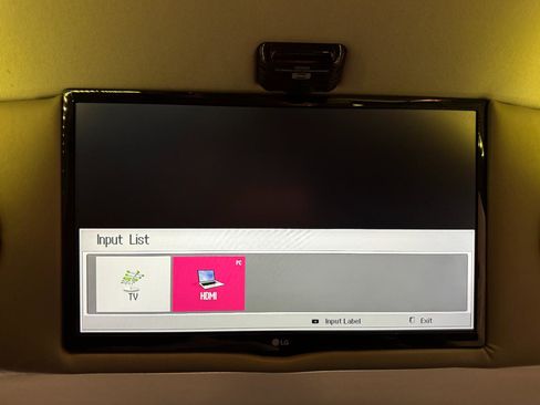 Used 2016 Mercedes-Benz Metris Passenger image 37