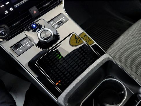 Used 2023 Toyota bZ4X XLE image 36