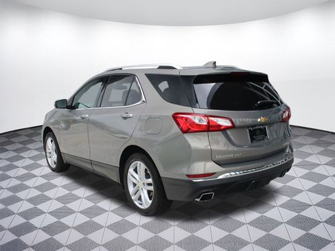 Used 2019 Chevrolet Equinox Premier image 3