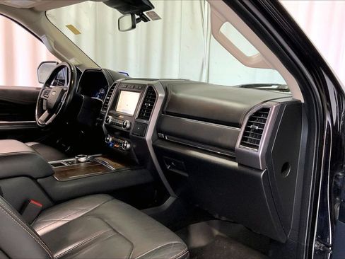 Used 2020 Ford Expedition Max Platinum RWD image 28