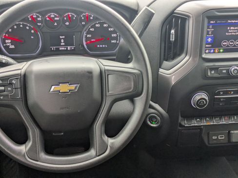 Used 2022 Chevrolet Silverado 1500 Custom image 21