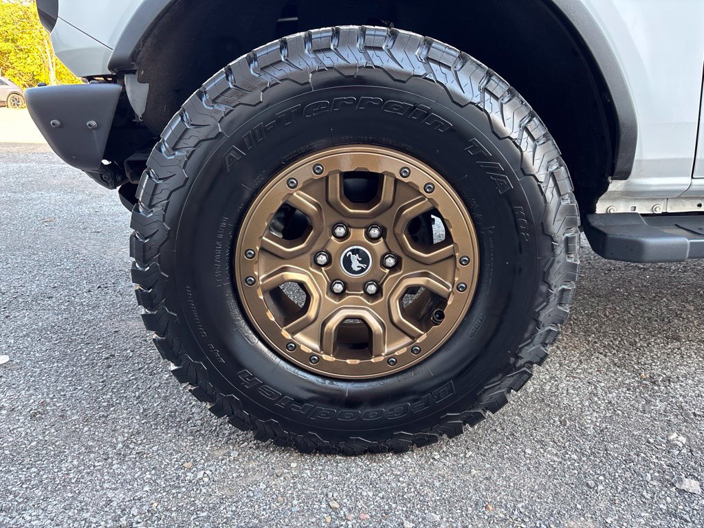 Used 2022 Ford Bronco Outer Banks w/ Sasquatch Package AWD/4WD image 10