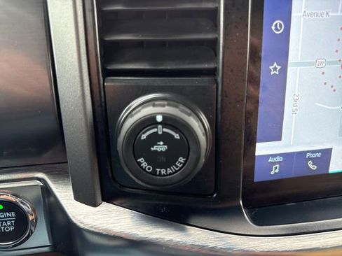 Used 2022 Ford F150 Lariat AWD/4WD image 21