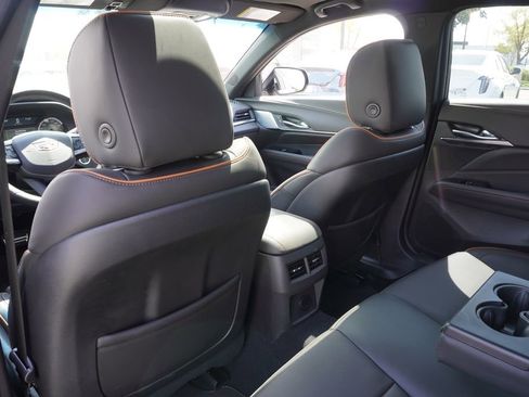 New 2025 Cadillac CT4 V image 10