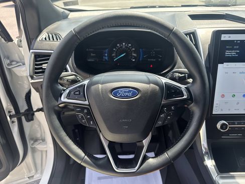 Used 2024 Ford Edge Titanium w/ Titanium Elite Package AWD/4WD image 11