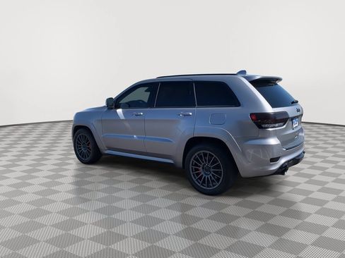 Used 2015 Jeep Grand Cherokee SRT w/ Luxury Group II AWD/4WD image 5