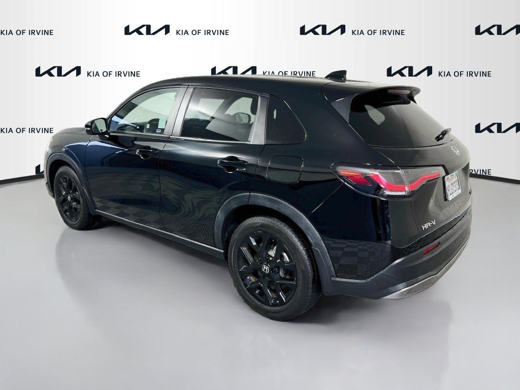 Used 2024 Honda HR-V Sport image 5