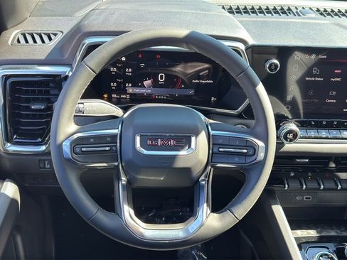 New 2026 GMC Canyon Elevation w/ Convenience Package image 15