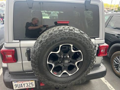 Used 2020 Jeep Wrangler Unlimited Rubicon w/ Quick Order Package 28Y Recon AWD/4WD image 12