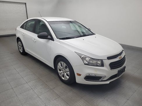 Used 2016 Chevrolet Cruze LS FWD image 13
