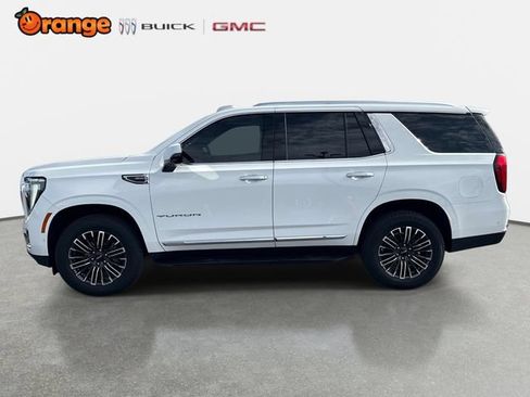 Used 2025 GMC Yukon Elevation RWD image 6