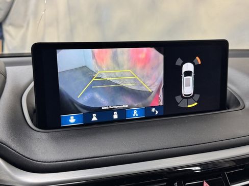 Used 2023 Acura MDX SH-AWD w/ Technology Package image 38