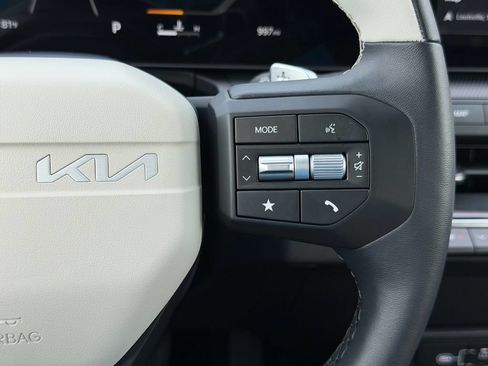Used 2026 Kia K4 GT-Line w/ GT-Line Premium Package FWD image 25