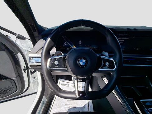 Certified 2025 BMW 740i image 40