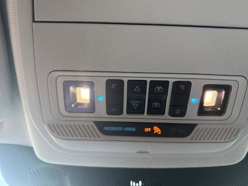 Certified 2025 Ford Explorer Platinum w/ Ultimate Package image 17