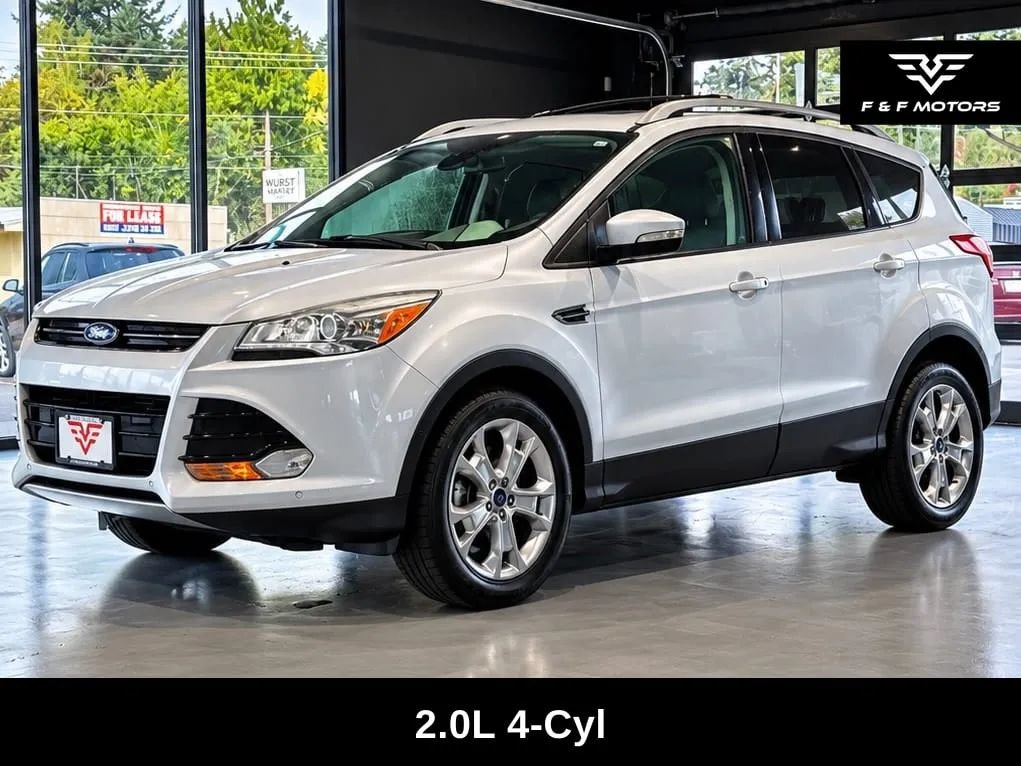 Used 2013 Ford Escape Titanium AWD/4WD image 2