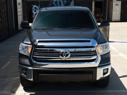 Used 2016 Toyota Tundra SR5 w/ SR5 Upgrade Package RWD image 21