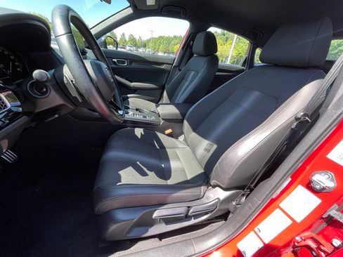 Used 2025 Honda Civic Sport image 26