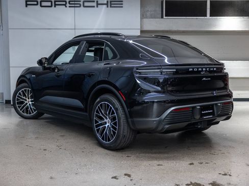 Certified 2025 Porsche Macan Electric RWD image 3