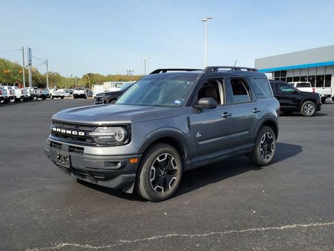 Used 2024 Ford Bronco Sport Outer Banks w/ Tech Package image 13