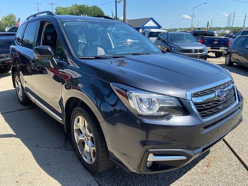 Used 2018 Subaru Forester 2.5i Touring AWD/4WD image 7