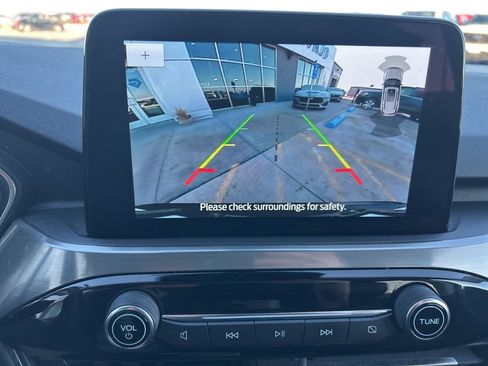 Used 2022 Ford Escape Titanium w/ Class II Trailer Tow Package image 26