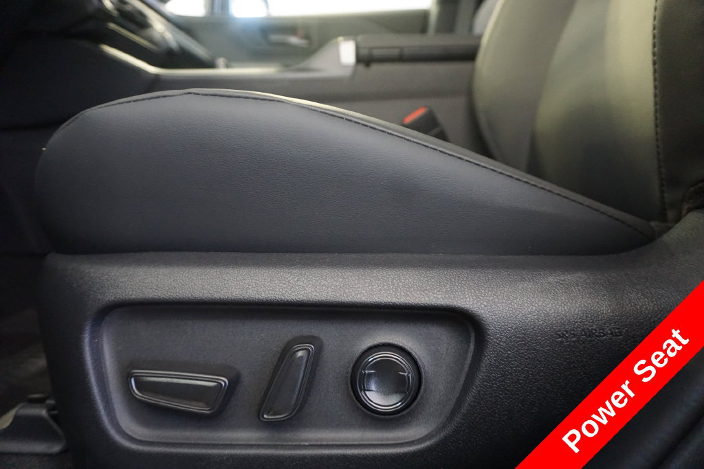 Used 2026 Toyota RAV4 XSE w/ Panoramic Sun Roof Package AWD/4WD image 8