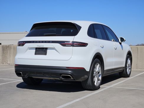 Certified 2020 Porsche Cayenne image 8