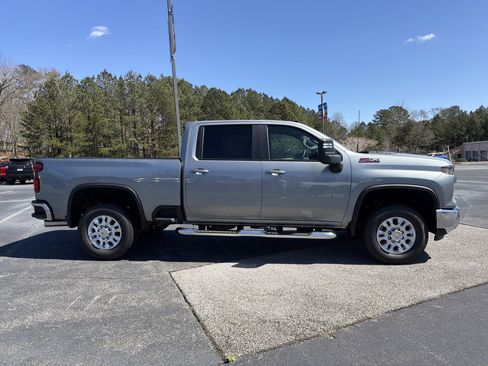 New 2026 Chevrolet Silverado 2500 LT w/ Convenience Package image 4