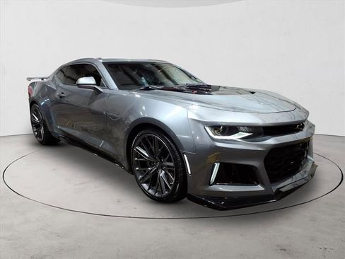 Used 2020 Chevrolet Camaro ZL1 image 5