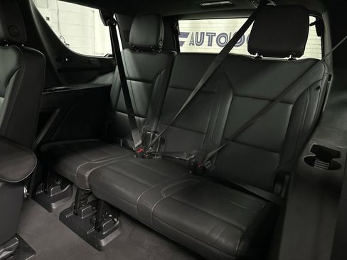 Used 2022 Chevrolet Tahoe Z71 w/ Luxury Package image 23