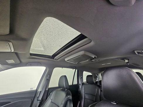 Used 2021 Honda Pilot Touring image 26