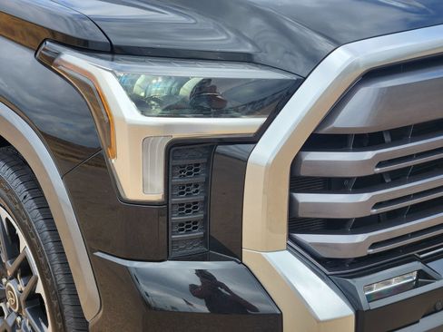 Used 2023 Toyota Tundra Limited w/ Power Package RWD image 11