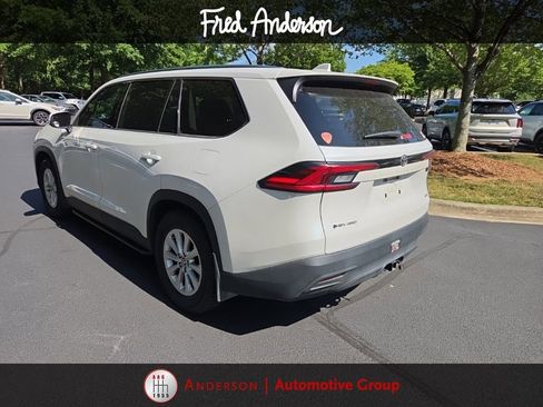 Certified 2024 Toyota Grand Highlander AWD Hybrid image 9