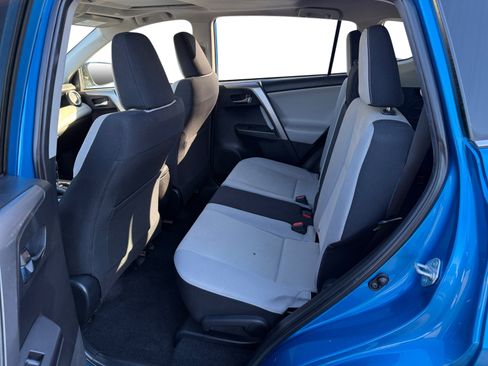 Used 2017 Toyota RAV4 XLE image 16