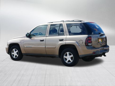 Used 2003 Chevrolet TrailBlazer LT w/ Driver Convenience Package AWD/4WD image 5