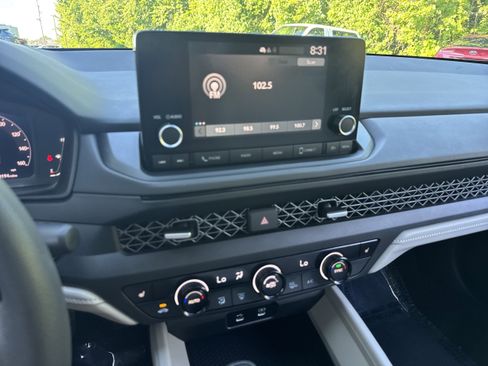 Used 2024 Honda Accord EX image 15