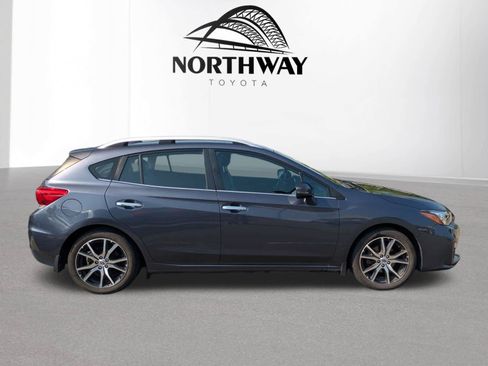 Used 2017 Subaru Impreza 2.0i Limited AWD/4WD image 2
