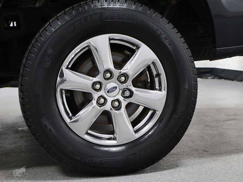 Used 2019 Ford F150 XLT w/ Equipment Group 302A Luxury AWD/4WD image 34